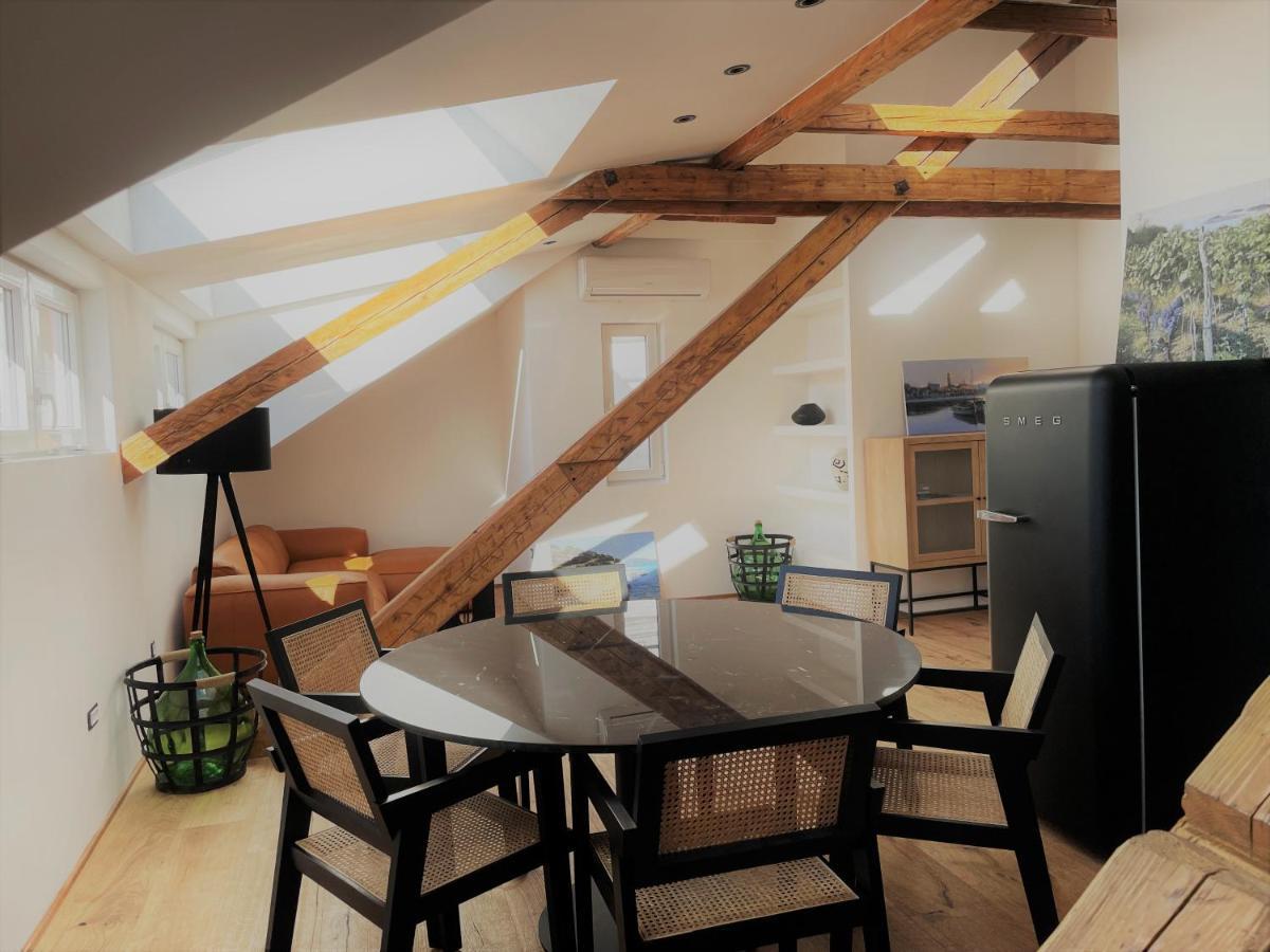 Split Rooftop Loft Exterior photo